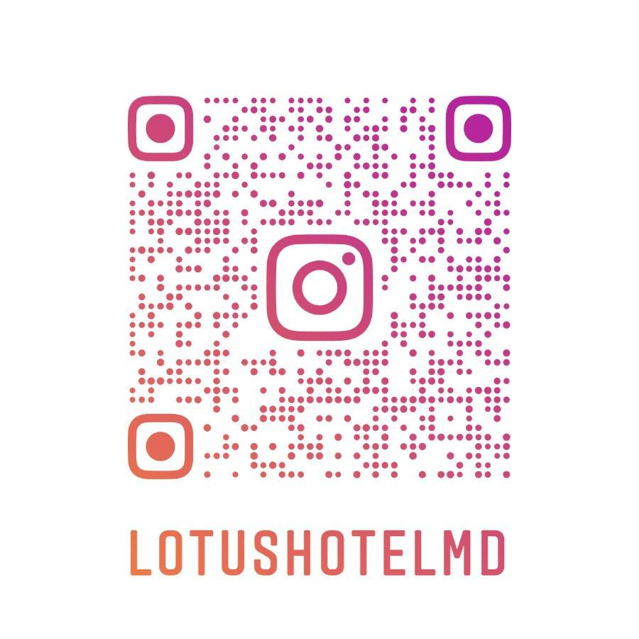 Lotus Hotel Chisinau Bagian luar foto